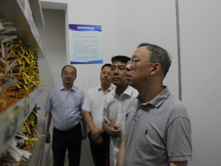 陈岩松局长深入信息通信行业一线调研督导建党100周年庆祝活动重保